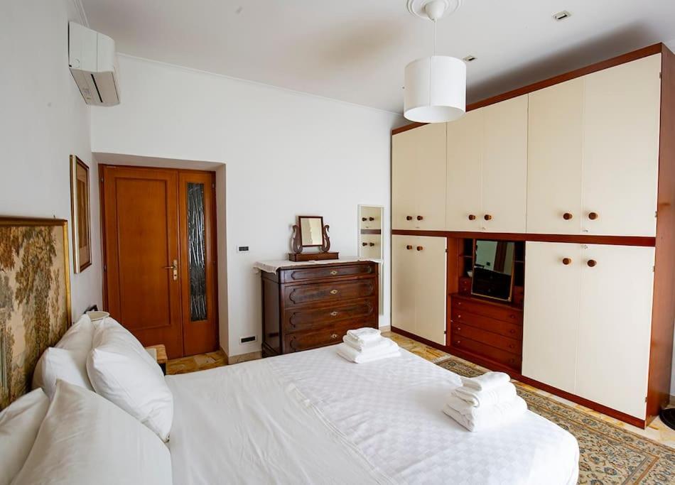 Dimora Al Colosseo, 2 Bedrooms 罗马 外观 照片