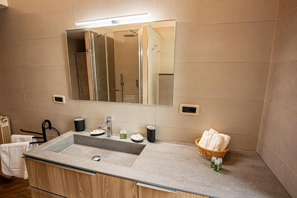 Dimora Al Colosseo, 2 Bedrooms 罗马 外观 照片